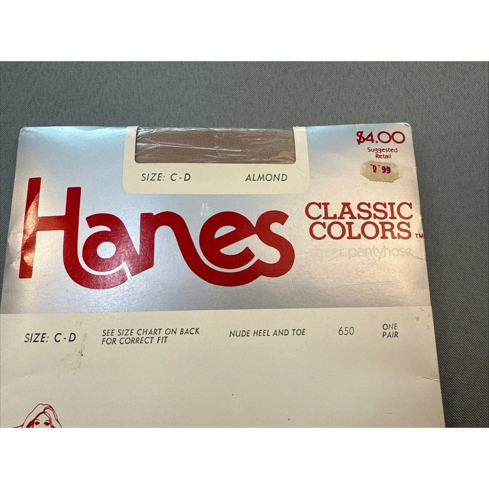 Vintage Hanes Pantyhose Classic Colors Almond, Nude Heel And Toe Size‎ C-D